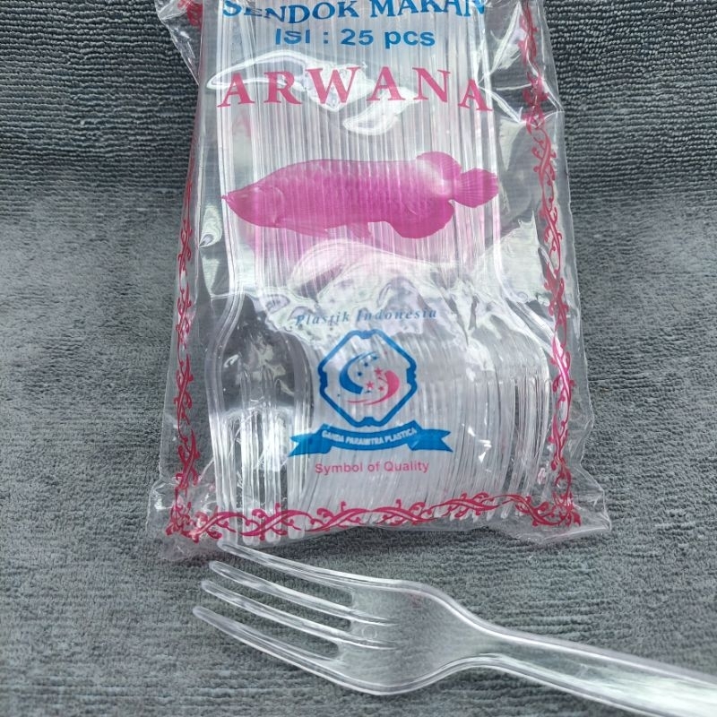 GARPU PLASTIK MAKAN ARWANA BENING