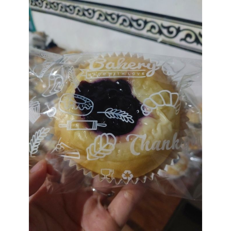 

Pacabakehouse Roti Manis Bluebbery Cheese