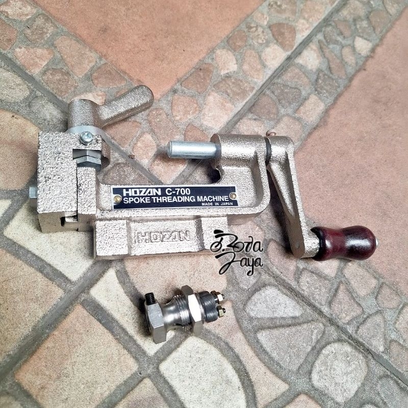 ALAT SENAI JARI JARI CUTTER SPOKE SEPEDA SPOKE THREADING MACHINE HOZAN C-700