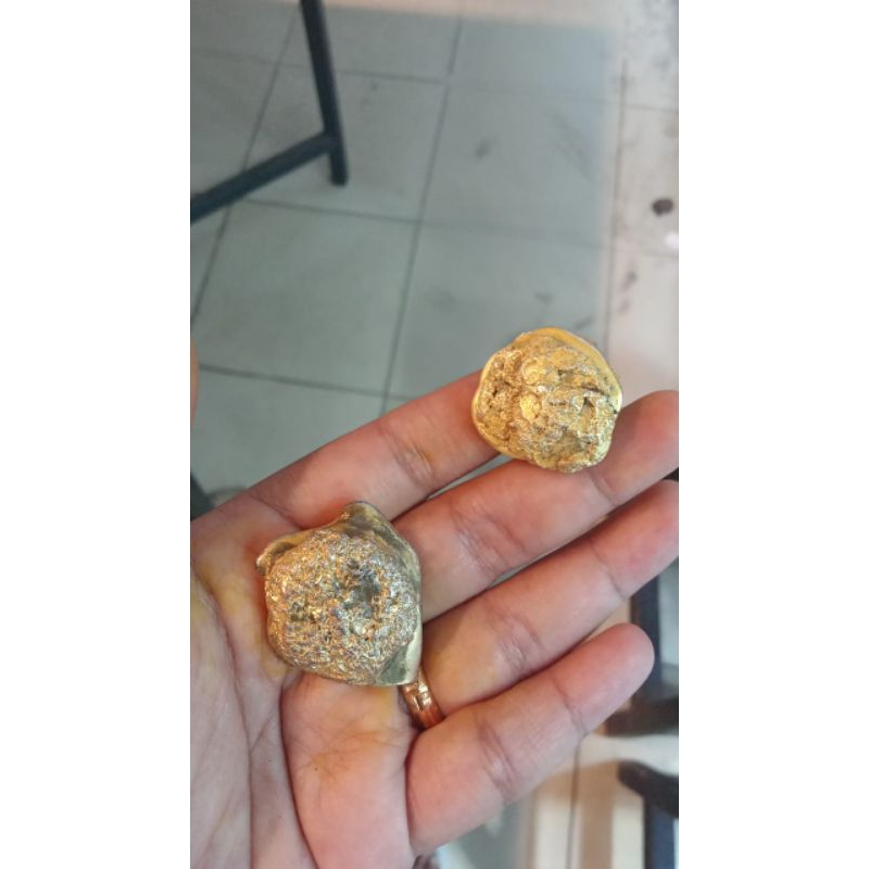 batu pirit emas natural 2pcs