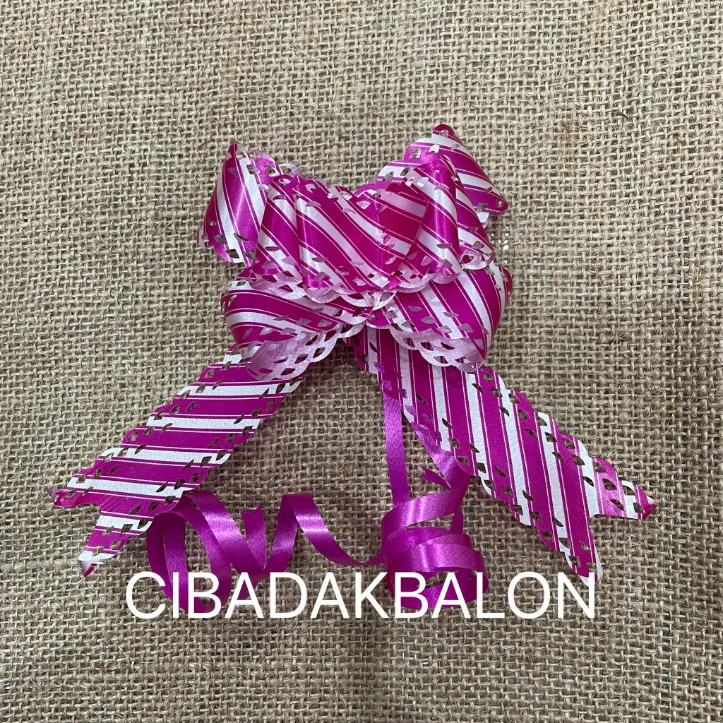 

Pita Tarik Bunga 30mm Corak Isi 10 Pcs / Pull Flower Ribbon / Pita Serut Bunga / Pita Kado / Pita Hadiah / Pita Bingkisan / Pita Hiasan Parcel