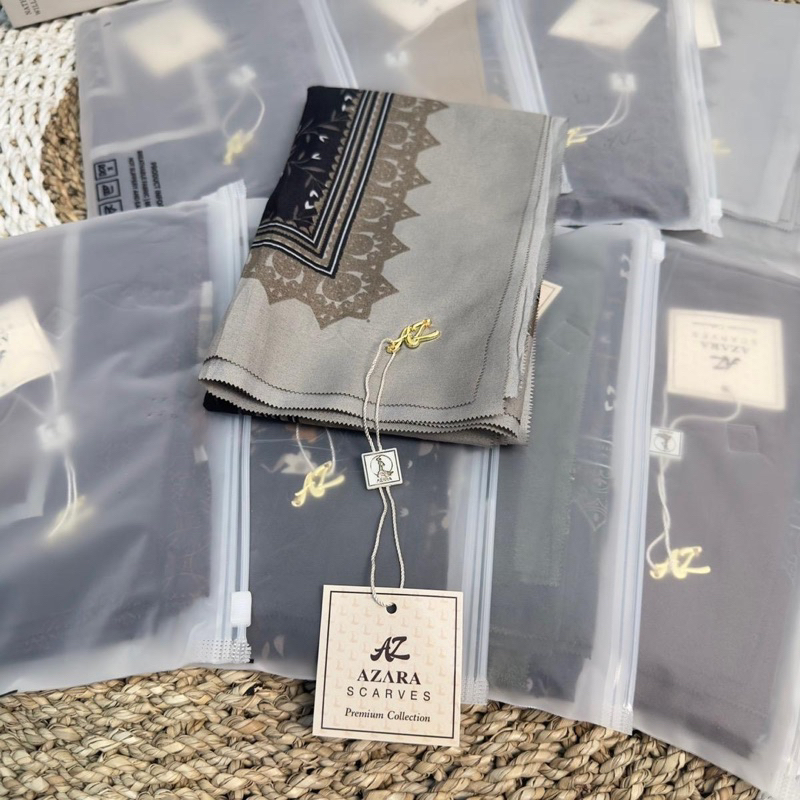 Paket Usaha 10pcs Hijab Motif Black Series Free Pouch Logo Gold - Kerudung Segi Empat Hitam Voal Mir