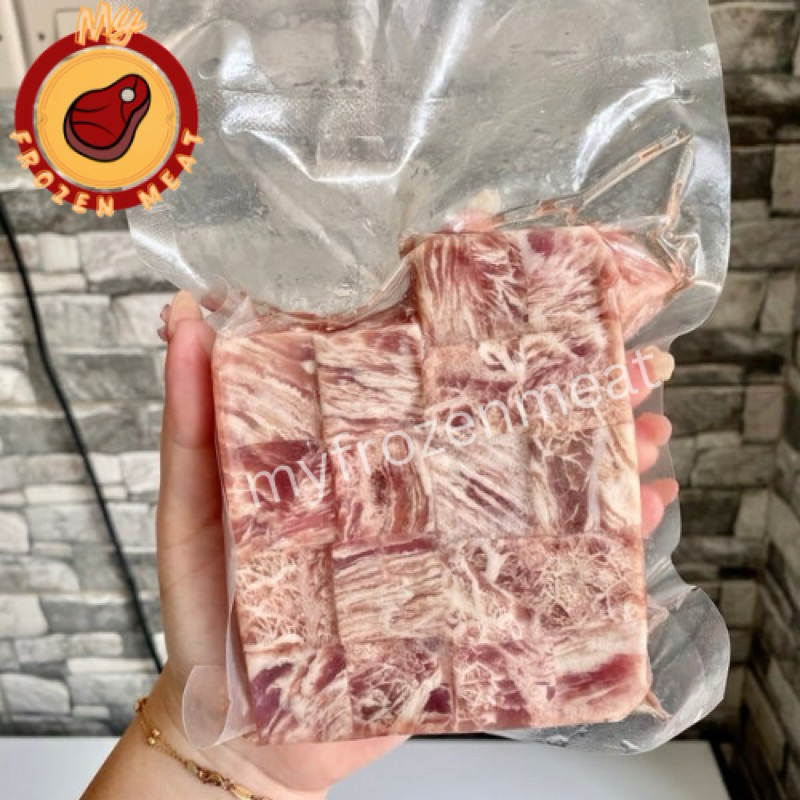 

Saikoro wagyu beef cubes meltique import AUS