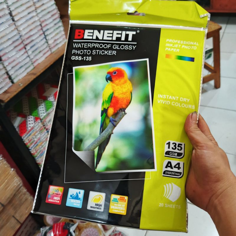 

Ay00! 1 Pak Kertas Photo Sticker 135 Gram Isi 20 Lembar BENEFIT