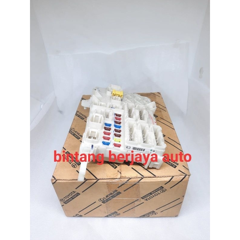 FUSE BOX SEKRING BLOCK JUNCTION HILUX FORTUNER 82730-0K021