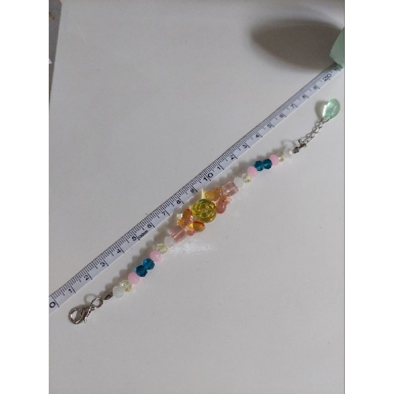 gelang manik kaca warna warni