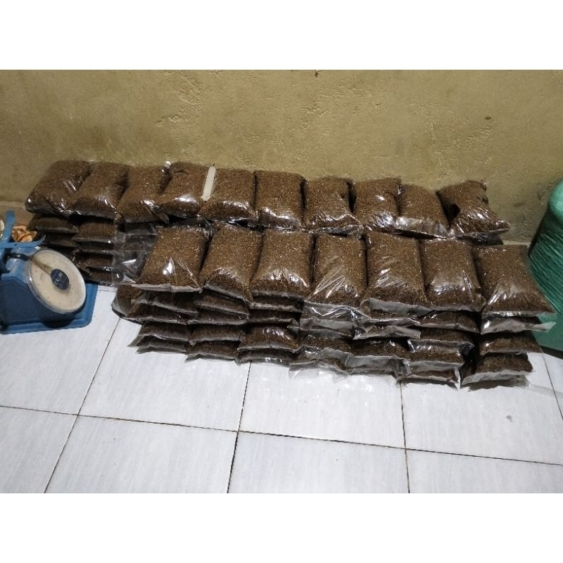 

tiwul kering rasa original singkong