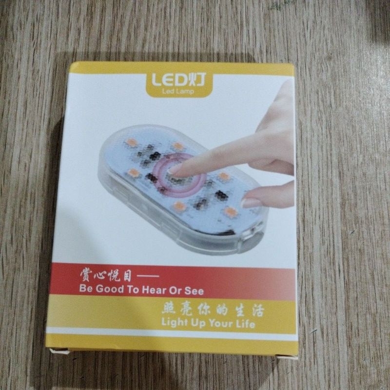 LAMPU MOBIL LED BAGIAN ATAP MOBIL