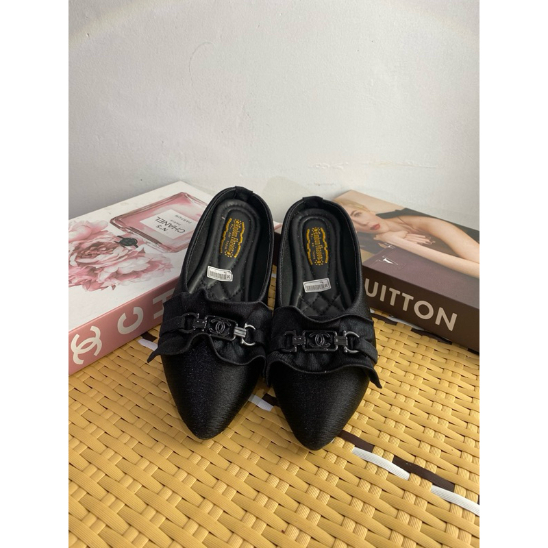 flatshoes kerja hitam chanel
