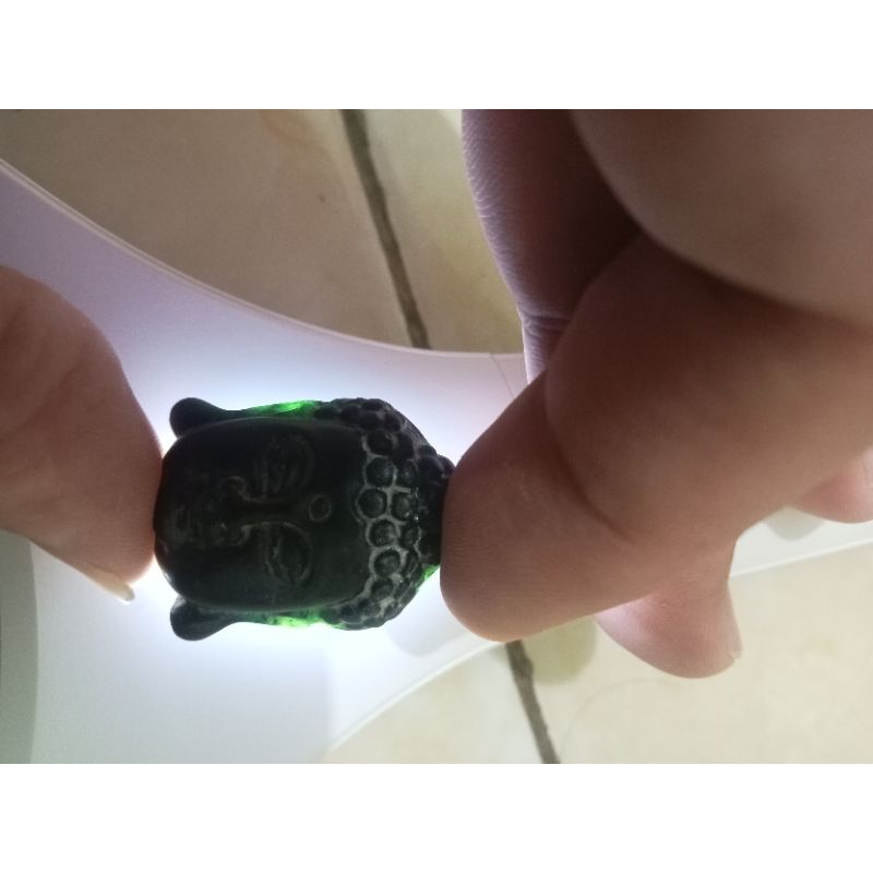 liontin black jade budha matreya