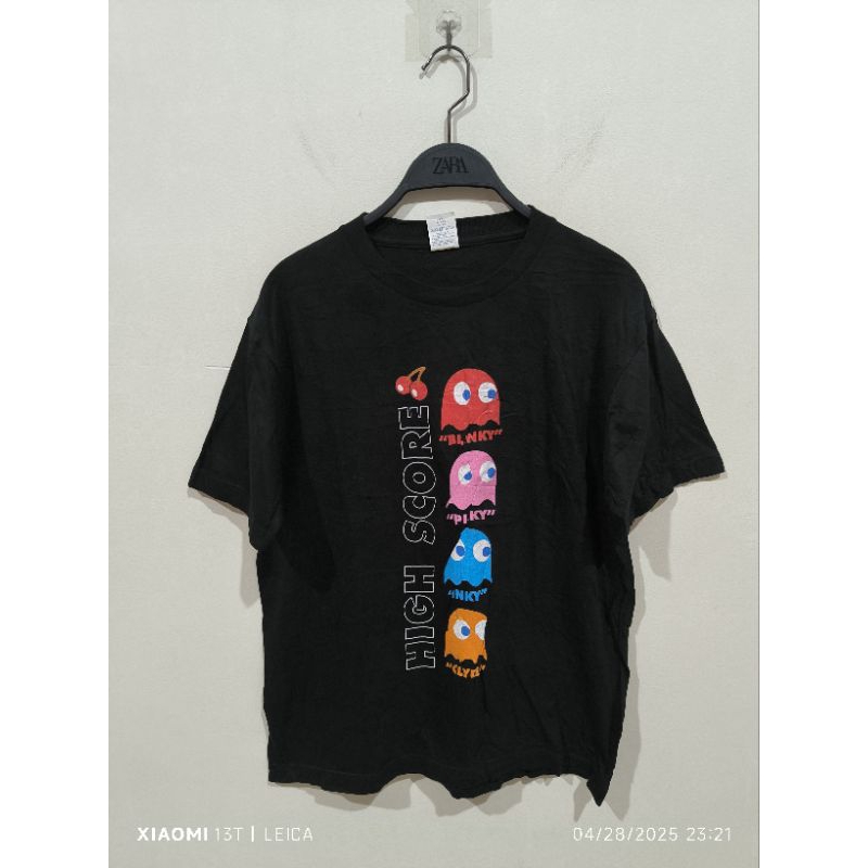 Preloved Kaos Printstar game pacman