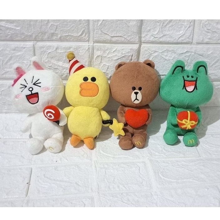 boneka line friends brown sally line friend kodok hijau. boneka karakter. brand mcd mcdonalds