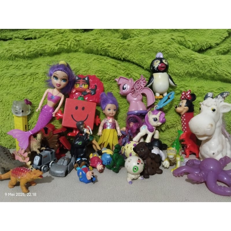 lot4 mainan preloved figure campur mainan hewan