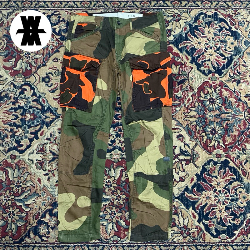 G-Star Raw Rovic Mix 3D Tapered Camo Cargo Pants Hijau Size 34x32 W46 L106 OL18 Lingkar Pinggang 92 