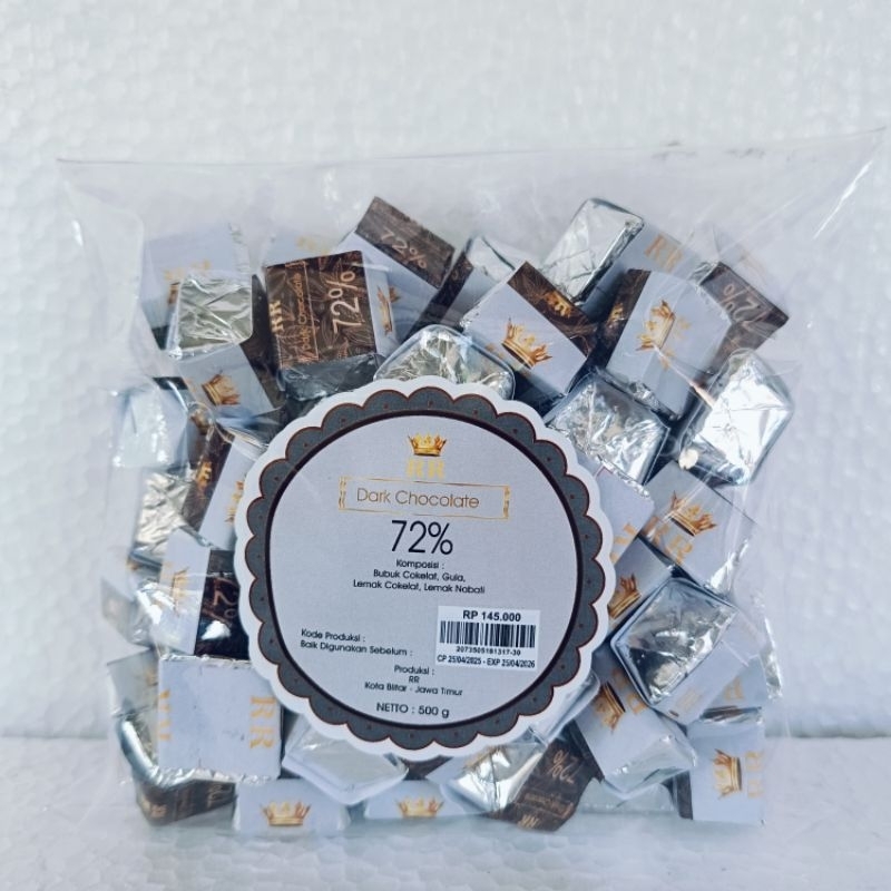 

Cokelat Dark 72% Cubes 500gram. Rendah lemak Dan Rendah Gula!