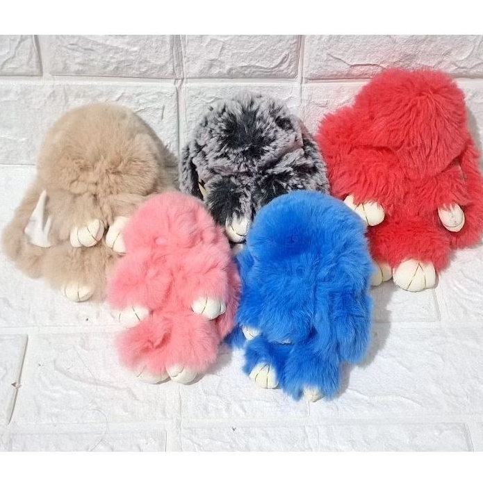 gantungan kunci ganci boneka kelinci rabbit bulu tebal lembut. PL preloved