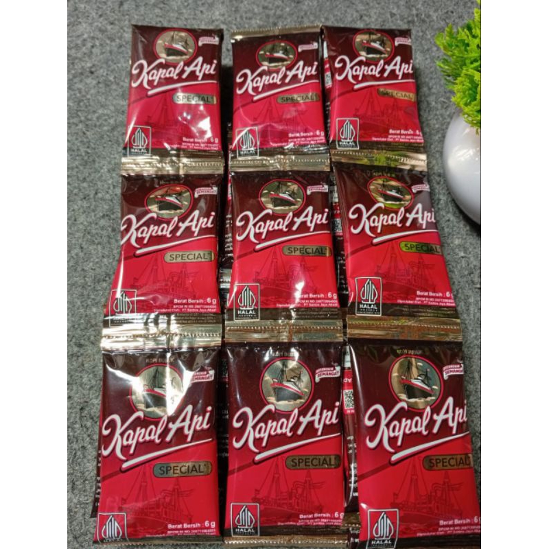 

KAPAL API MINI ISI 10 X 20 RTG (PAKET BUNDLING 6 KARTON)