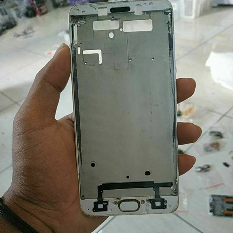 frame bekas Oppo f1 plus dapat sesuai gambar