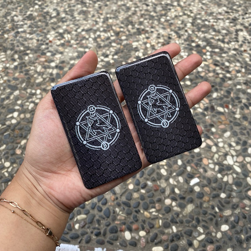 

Paneldoor Acrylic Fullprint M-200 Motif Honeycomb Hitam Logo Putih