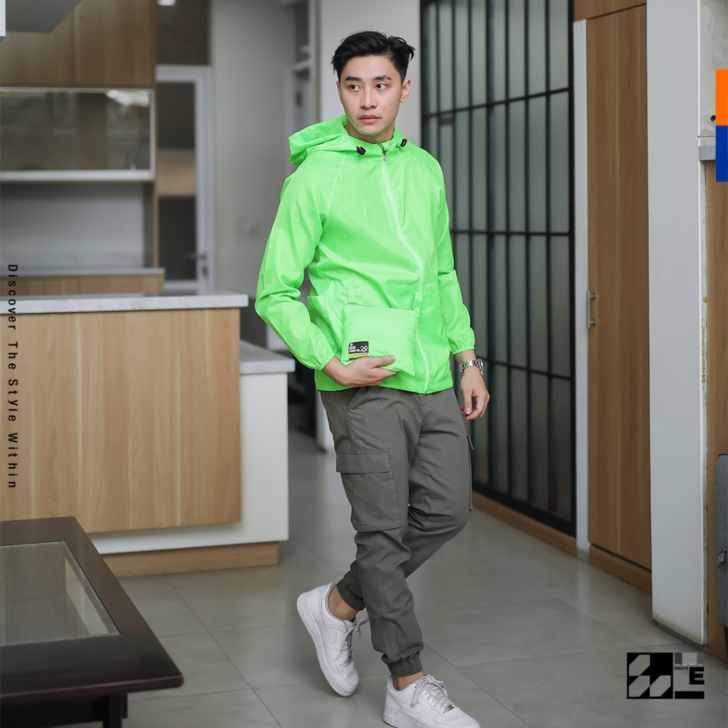 Ereste269 Jaket Olahraga Ultralight Cyclone Stabilo