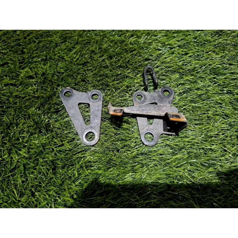 bracket braket mesin kawasaki zx130 original