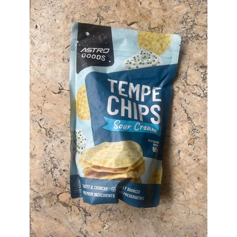 

[PRODUCT INDONESIA] ready surabaya snack camilan keripik tempe astro rasa sour cream 60 gr / astrofood tempe chips sour cream flavor 60 gr halal