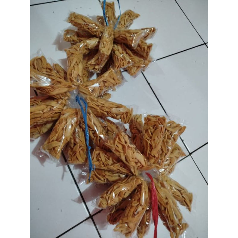 

Biji ketapang isi 25pcs