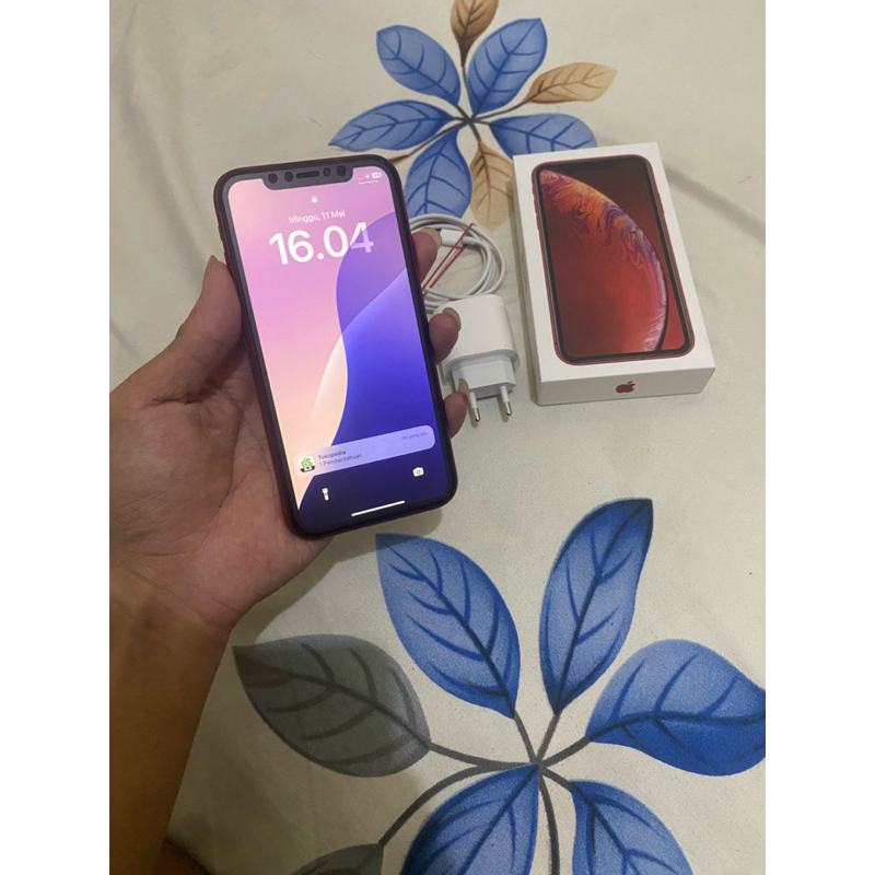iPhone xr 128 ibox garansi resmi indonesia