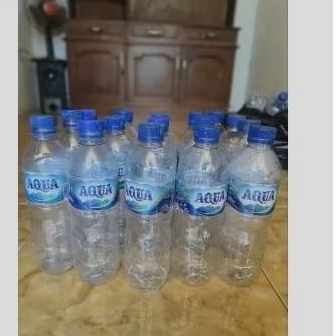 

Botol bekas aqua 600ml
