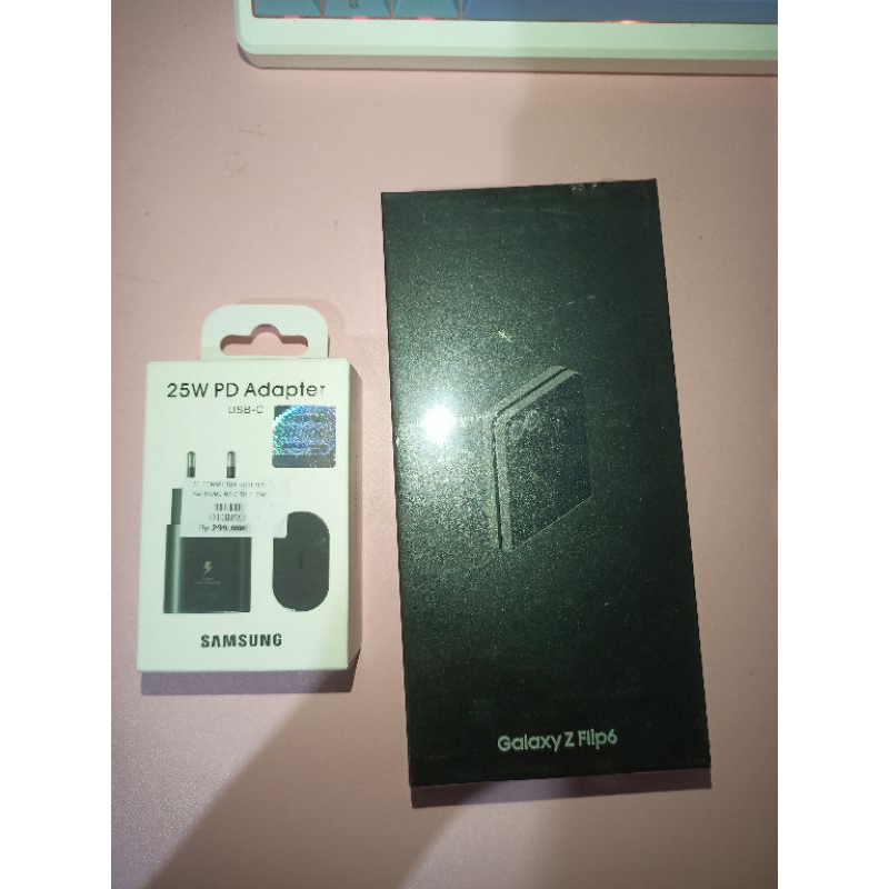 Samsung Galaxy Z Flip 6 (12/256) BNOB