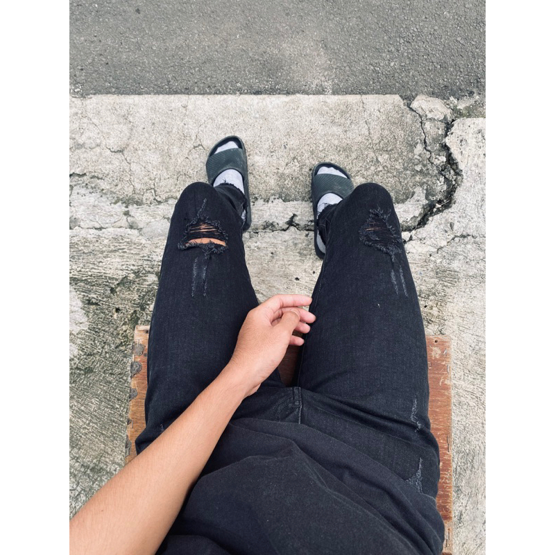Azul by moussy ripped jeans