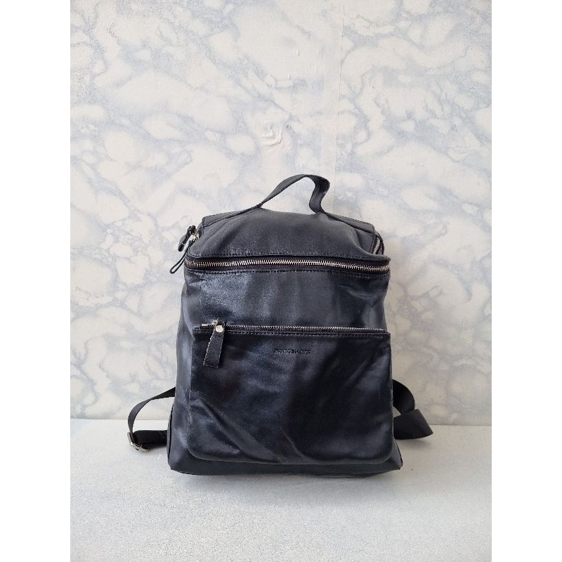 TAS RANSEL KULIT MANDARINA DUCK WANITA SECOND BRANDED HITAM