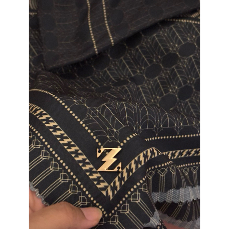 Zaskia Sungkar Scarf Preloved