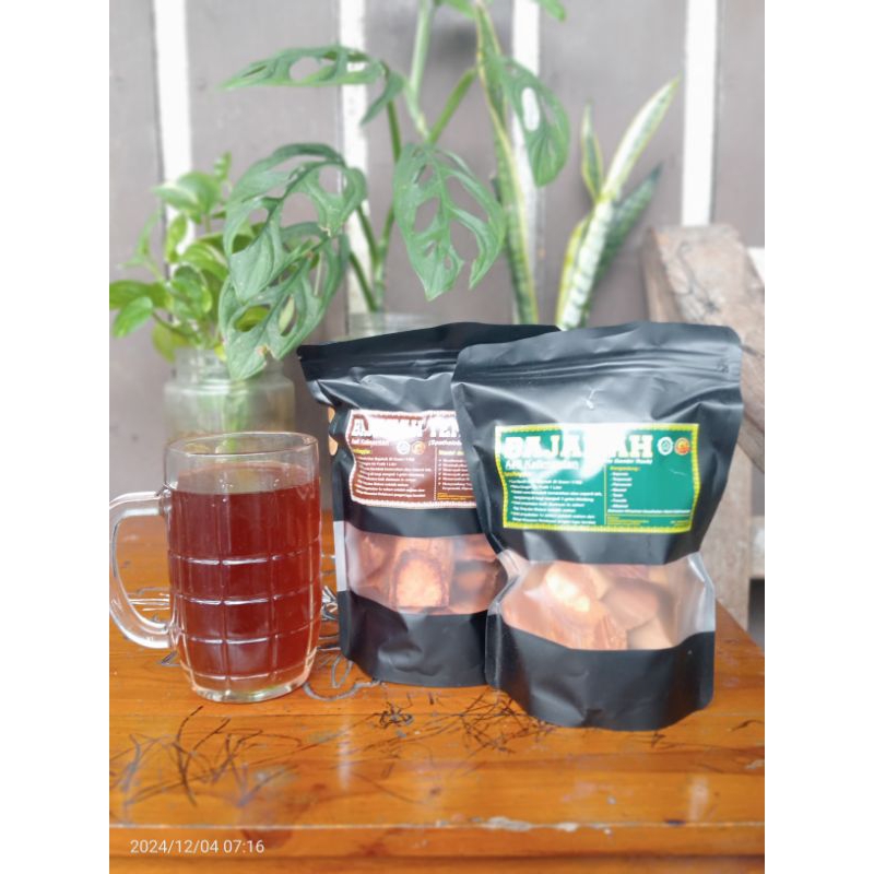 

BAJAKAH ASLI KALIMANTAN TENGAH