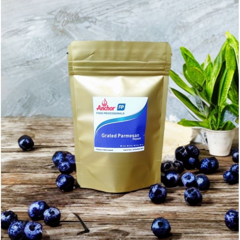 

Keju Anchor Parmesan Repack 100g Kualitas Premium