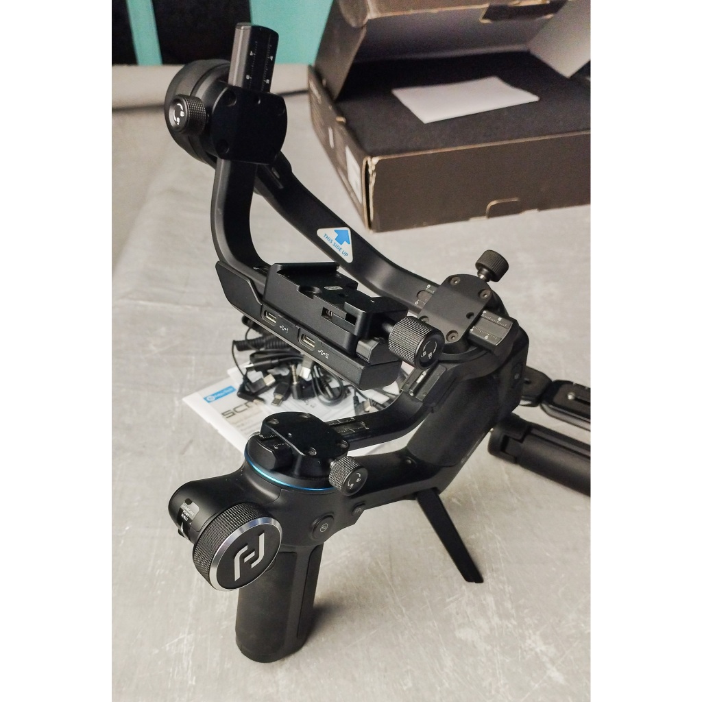 Gimbal Feiyu Scorp C Fresh 98%. Gimbal stabilizer untuk kamera second mulusss