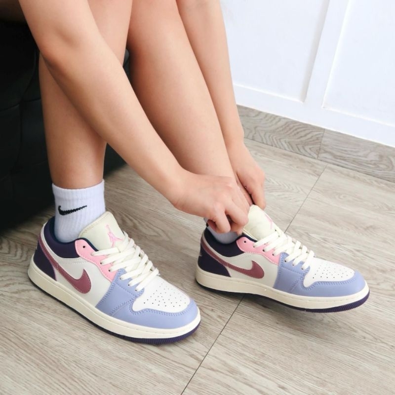 Sepatu Wanita Aj1 Low Pastel Purple