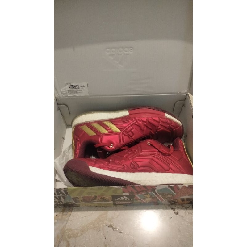 Second Sepatu Harden edisi Iron Man