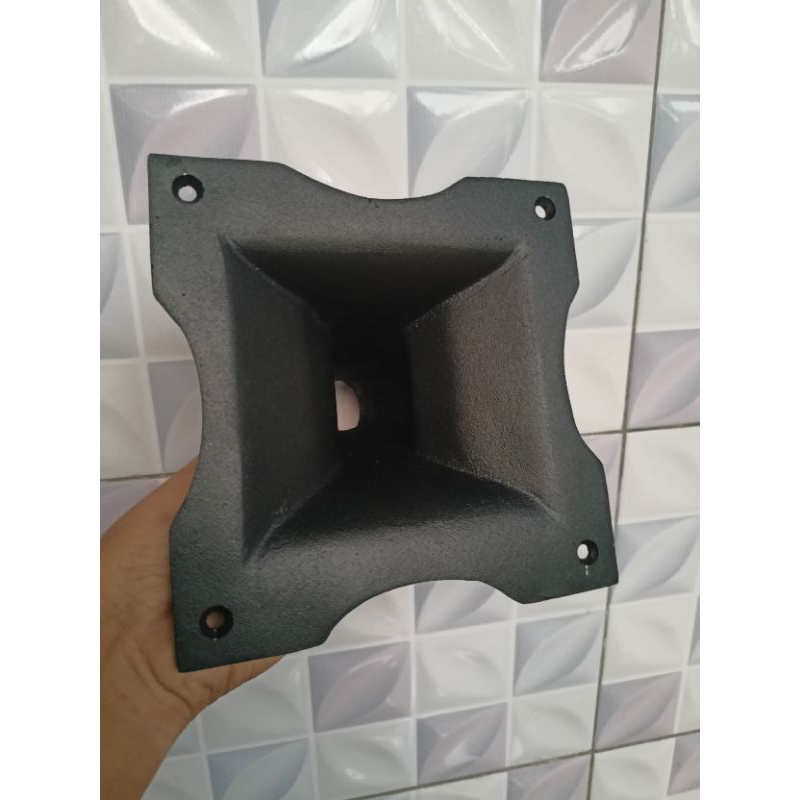 Horn Tweeter RCF ukuran 15×15 Bahan Aluminium Cor