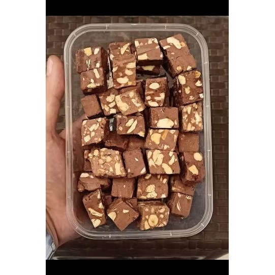 

patahan coklat premium bahan SQ