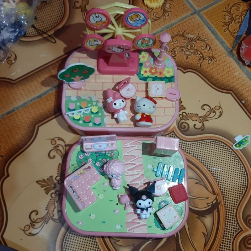 Mainan playset taman bermain hello kitty , my melody kuromi sanrio