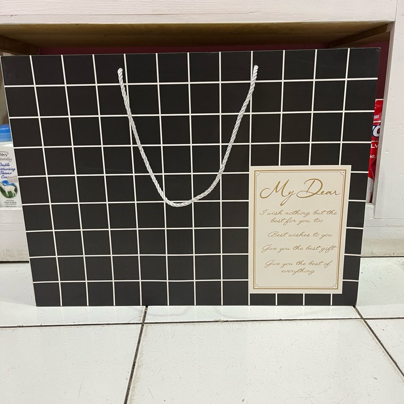

TNstore_Paperbag / Tas kado berbagai motif size 47x35x15cm (jumbo)