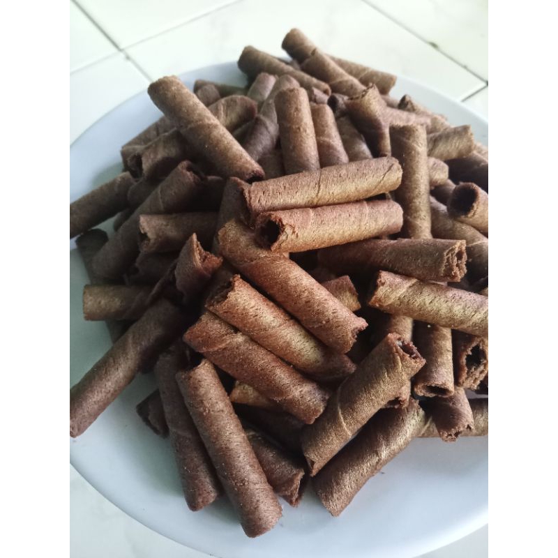 

ASTOR COKLAT 250 gram astor roll mini stik roll mini coklat Snack coklat Snack murah Snack roll cemilan murah cemilan enak jajanan murah stik roll mini coklat astor mini astor coklat makanan ringan Snack coklat makanan manis coklat manis renyah