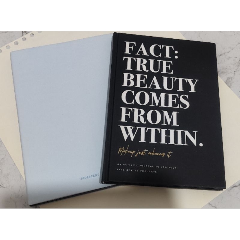 

set Buku catatan polos Deli & Jurnal produk kecantikan Typo