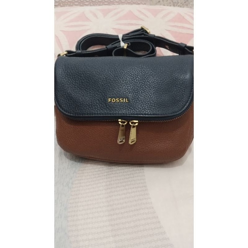 fossil preston small sling