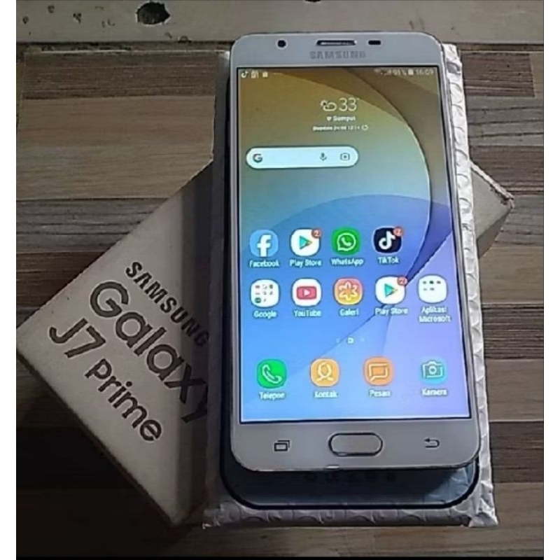 HP SAMSUNG GALAXI J7 PRIME RAM 3/32 GB NORMAL DAN SIAP PAKAI