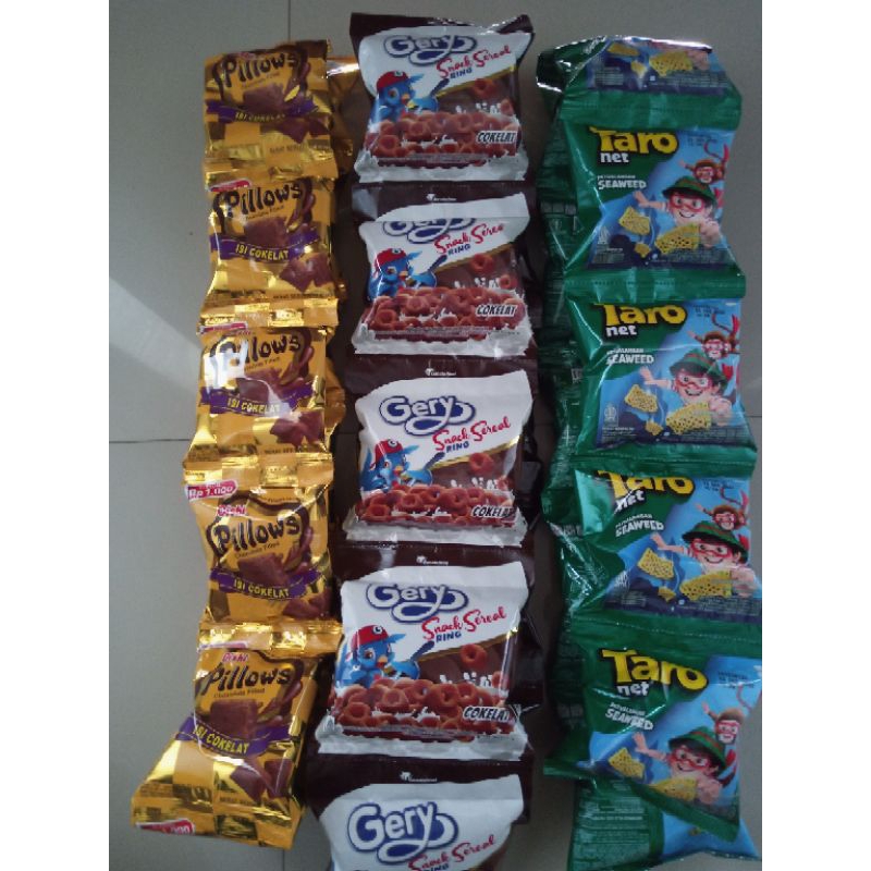 

Jajan renceng seribuan Taro, Pillows dan Gery Snack Sereal murah