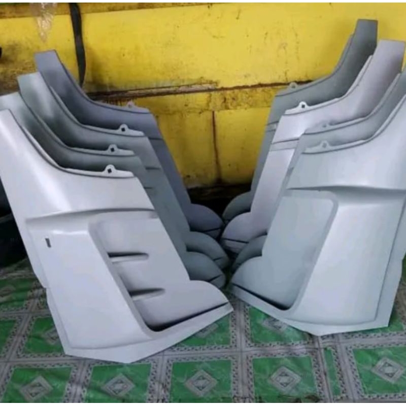 pipi canter lubang 1 panel orisinil canter