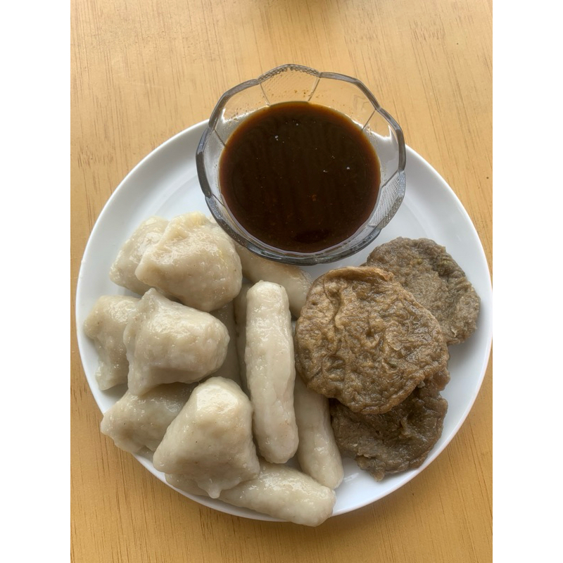 

25pcs Pempek Ikan Mix/ Free cuko