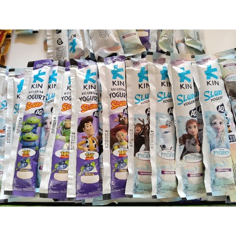 

KIN Yougert Slurp Bluberry dan Marshmallow (isi 10pics) Kemasan 45gr